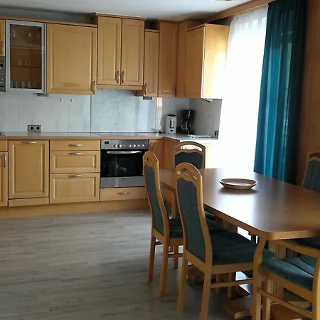 Bora 1 Mit 4 Schlafzimmer Apartment Zell am See