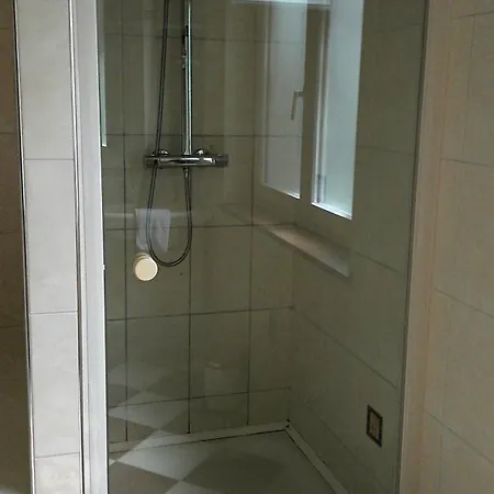 Bora 1 Mit 4 Schlafzimmer *