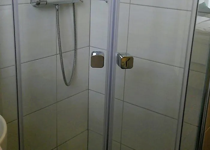 Bora Zell Am * زيل أم سي